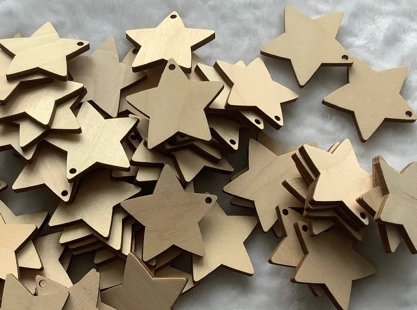 10 Wooden Star Shapes with hole 4cm - Ey Up Crafters