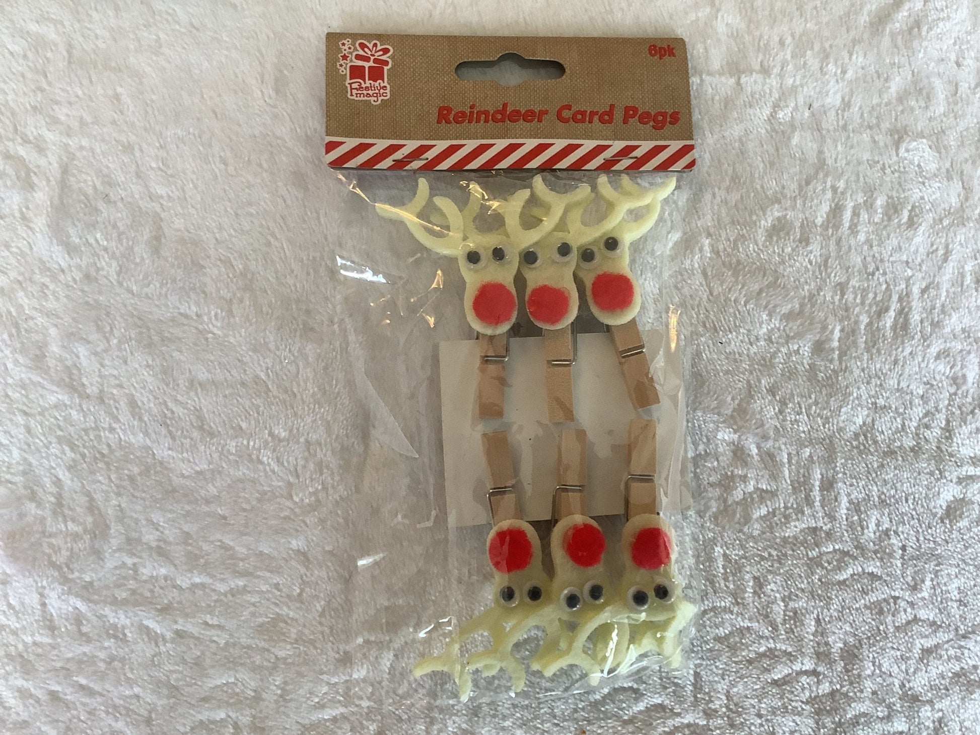 6 Reindeer Card Pegs - Ey Up Crafters